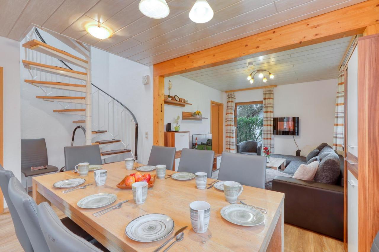Seepark Kirchheim Ferienhaus Bei Nina Mit Sauna Bagian luar foto