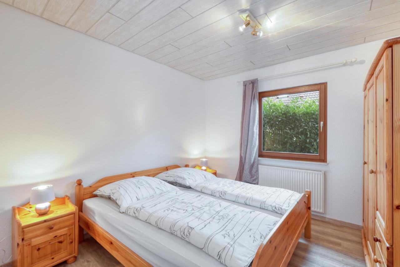 Seepark Kirchheim Ferienhaus Bei Nina Mit Sauna Bagian luar foto