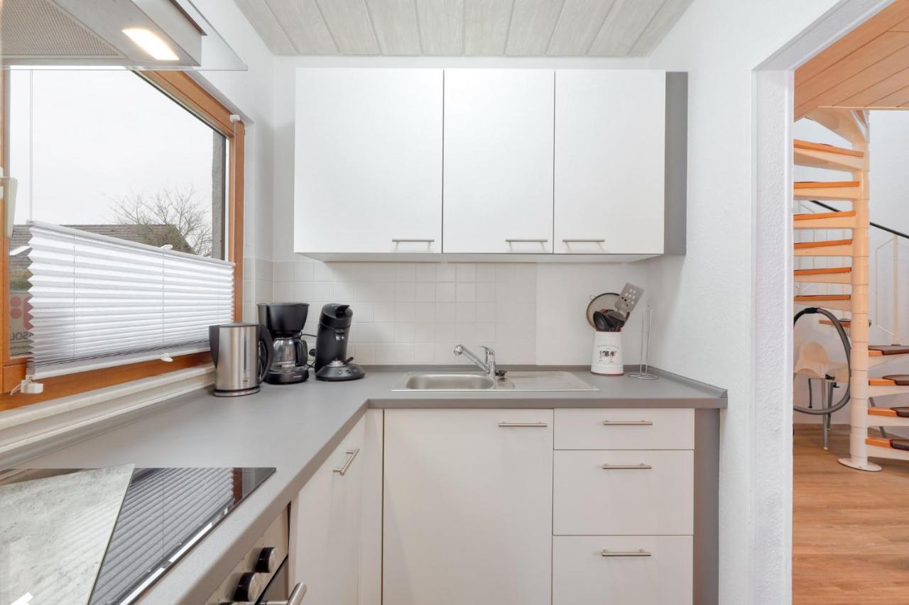Seepark Kirchheim Ferienhaus Bei Nina Mit Sauna Bagian luar foto